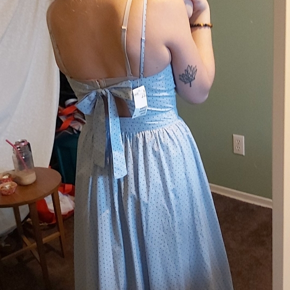Midi dress - Picture 2 of 7